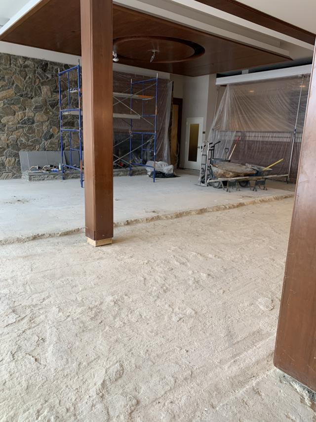 Entryway Terrace Renovation before 1